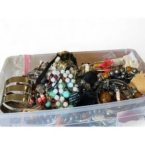 8 Lbs 11 oz Full Assorted Jewelry Necklace Ring Pins Bracelets Lot Crafter DIY